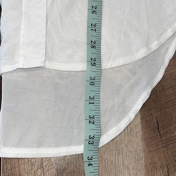 Forgotten Grace Women's Embroidered Floral Button-Up Tunic Shirt White Small - Picture 7 of 7